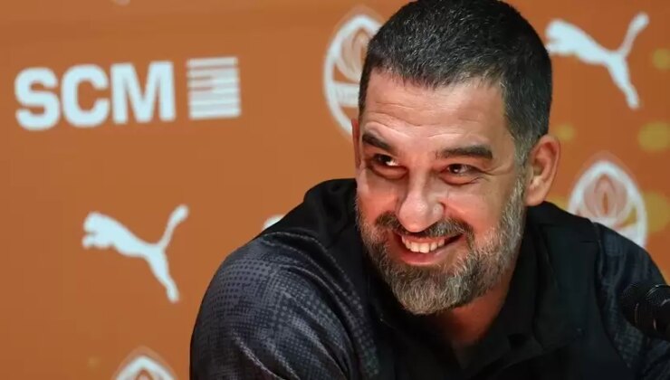 Arda Turan’dan ezeli rakibin kovulan hocası için flaş sözler: "Kıskandığım bir teknik direktör"