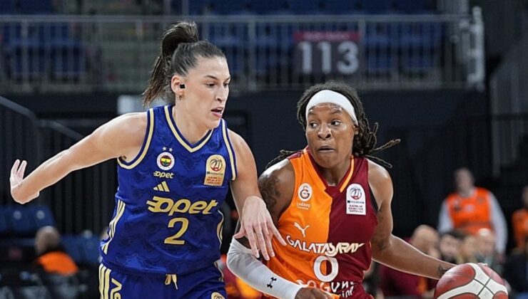 Derbide kazanan Fenerbahçe Opet!