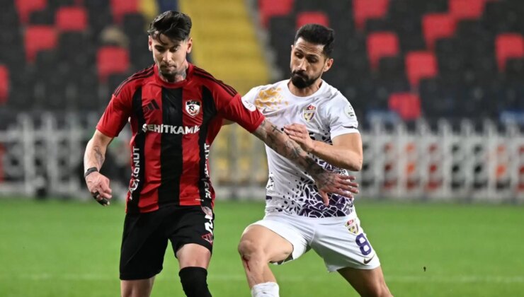 Eyüpspor – Gaziantep FK maçında sıradışı son! Kaleci kavgayı ayırmak isterken gol yedi..