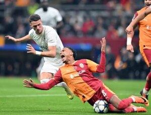 Galatasaray’a bir sakatlık şoku daha: Maça devam edemedi!