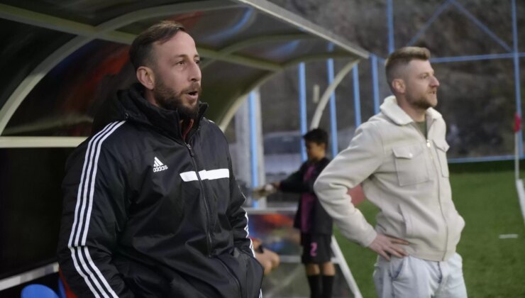 Hem başkan hem antrenör hem de kaleci