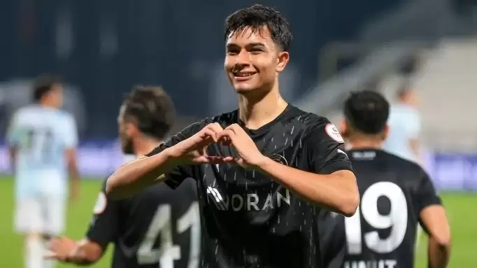 Manisa FK, Adana Demirspor’a gol yağdırdı!