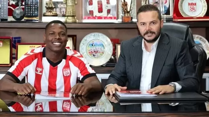Sivasspor’a şok! Yıldız oyuncu şehri terk etti! Luan Campos…