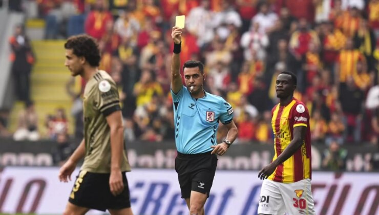 Süper Lig maçında hakemin o kararları çok tepki çekti, soyunma odasına polis korumasında gitti