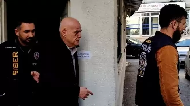 Ahmet Çakar kalp krizi şüphesiyle tekrar hastaneye kaldırıldı