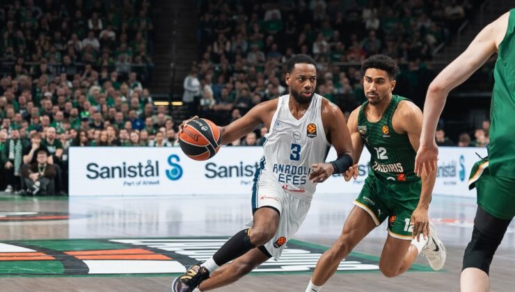 Anadolu Efes Zalgiris Kaunas deplasmanında farklı kazandı!