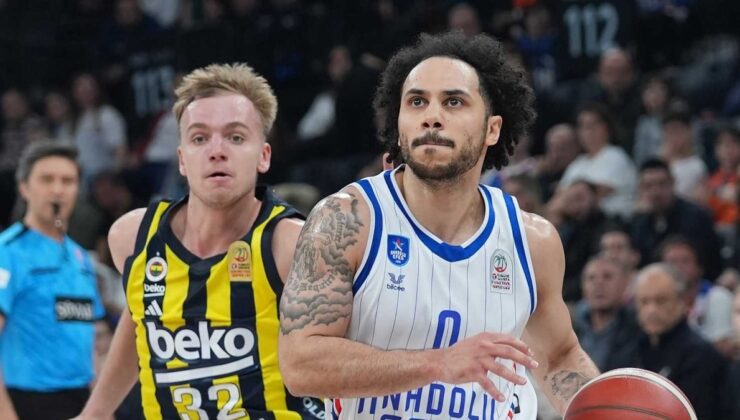 Anadolu Efes’te Shane Larkin sakatlandı!