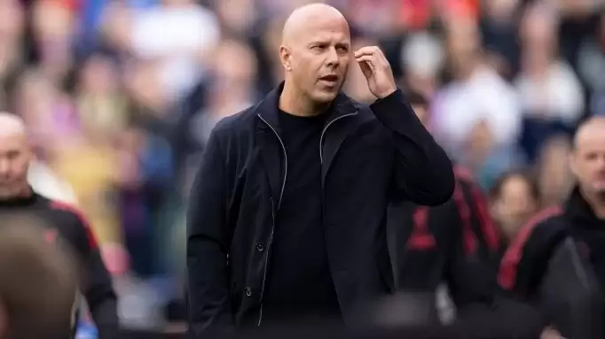 Arne Slot: "Liverpool doğru yolda ama seviyeyi yükseltmeliyiz"