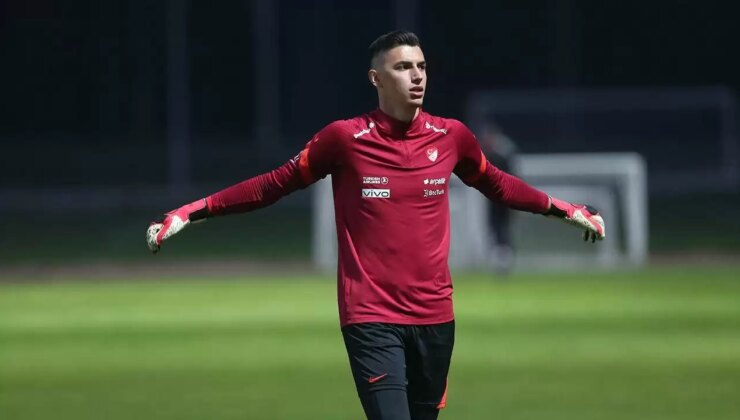 Berke Özer, Milli Takım’da yaşananları anlattı! "Kendi ülkemde değersiz bırakıldım, o gün yaptığımı yine yapardım"