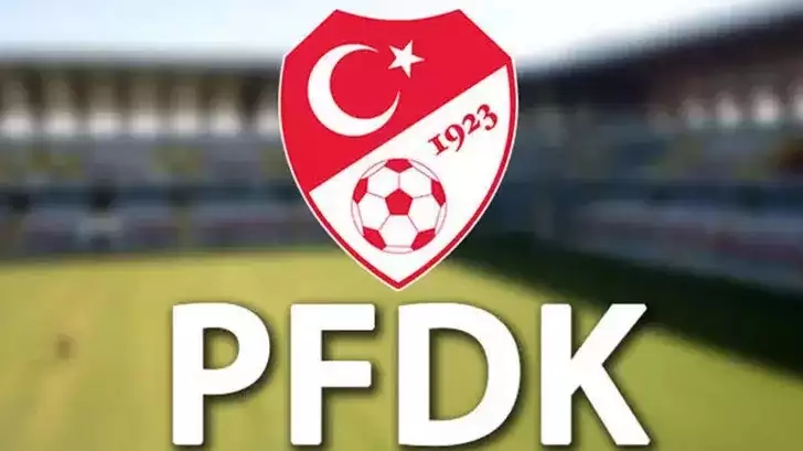 Beşiktaş’a kupa maçındaki saha olayları nedeniyle ceza! PFDK açıkladı…
