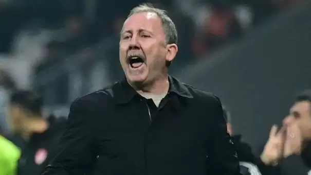 Beşiktaş’ta Sergen Yalçın’ın "görüşüyoruz" dediği futbolcuların isimleri ortaya çıktı