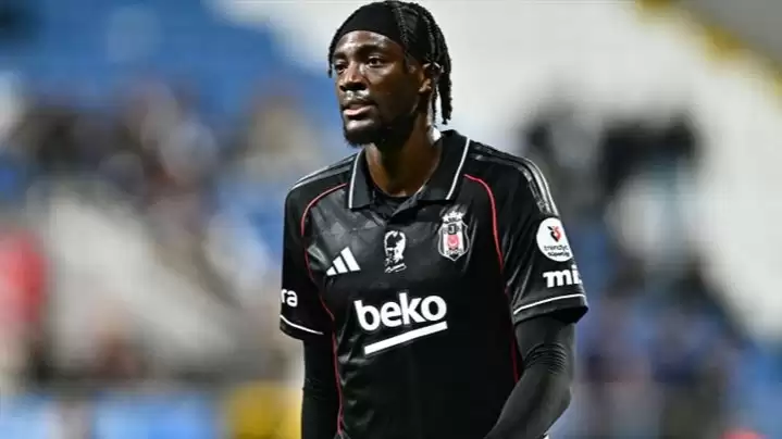 Beşiktaş’ta Tammy Abraham maça devam edemedi: Direkt soyunma odasına gitti!