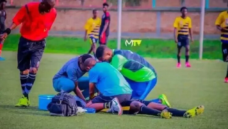 Büyü yapan futbolcu saha içinde boğularak hayatını kaybetti!