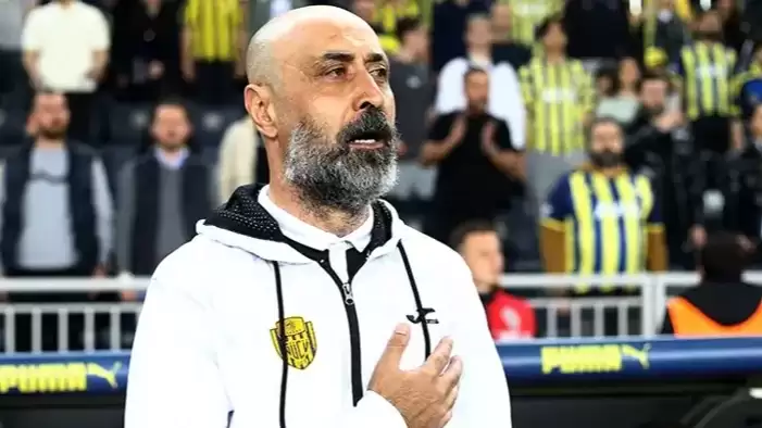Canlı yayında söyledi: Tolunay Kafkas’tan Fenerbahçe’ye forvet önerisi