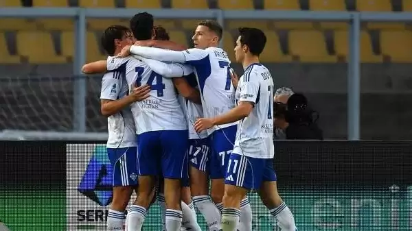 Como, deplasmanda gol oldu yağdı