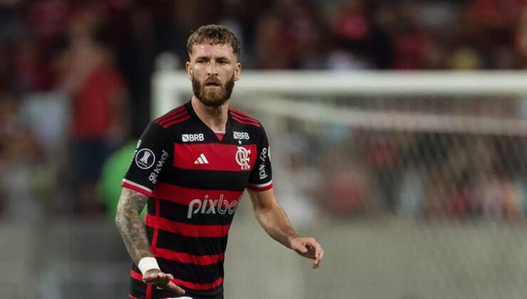 Flaş iddia | Stoper transferinde dev derbi! Ezeli rakipler karşı karşıya…