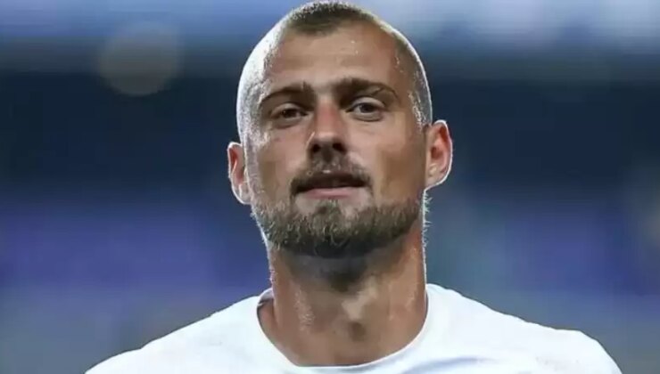 Galatasaray’ın eski futbolcusu yarışmaya katılmak için kulüpteki görevinden ayrıldı!