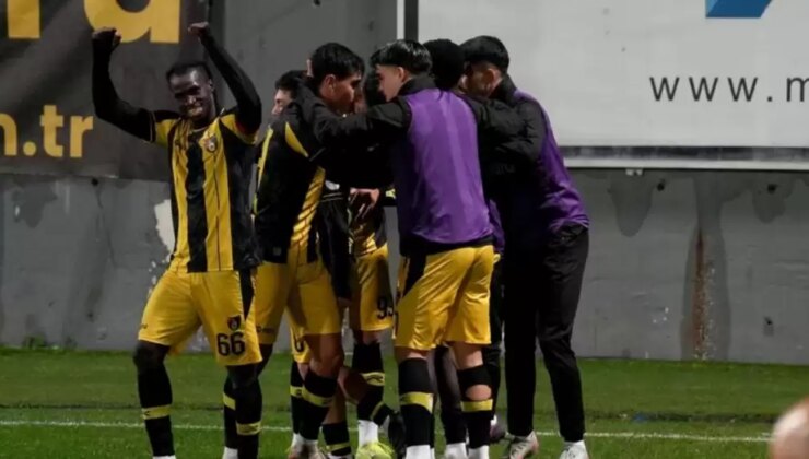 İstanbulspor – Özbelsan Sivasspor: 2-1 (Maç sonucu-yazılı özet)