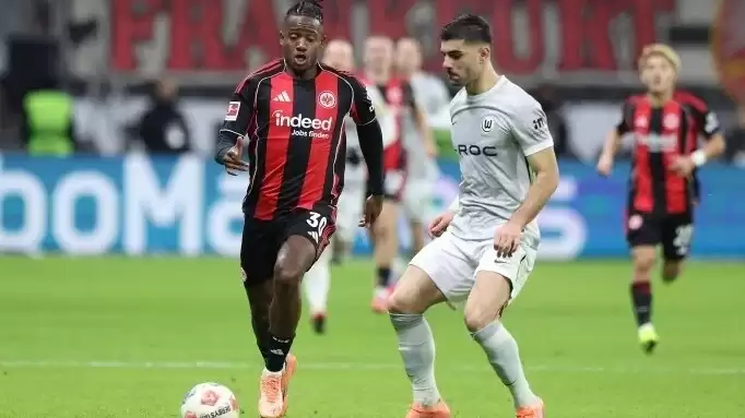 Michy Batshuayi sahneye çıktı, Frankfurt son saniye nefes aldı!