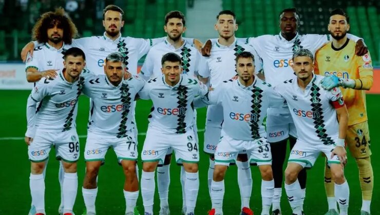 Sakaryaspor’da istifa şoku! Ağır yenilginin ardından görevi bıraktı…