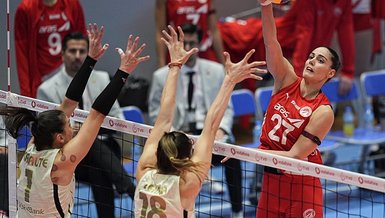 Vakıfbank zirveyi sevdi