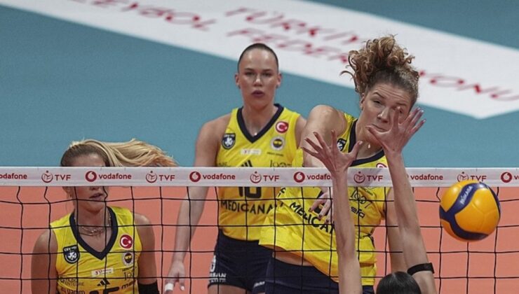 Voleybolda dev derbi