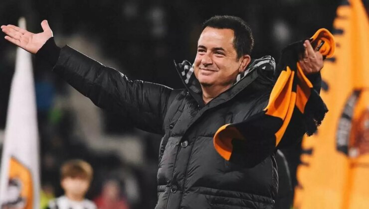 Acun Ilıcalı, MANU’dan transfer yapıyor!