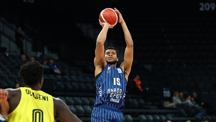 Anadolu Efes evinde kazandı: İşte maçın özeti