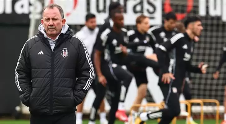 Beşiktaş, 2 futbolcunun sözleşmesinin feshedileceğini resmen açıkladı! Antalya’ya götürmeyecek…