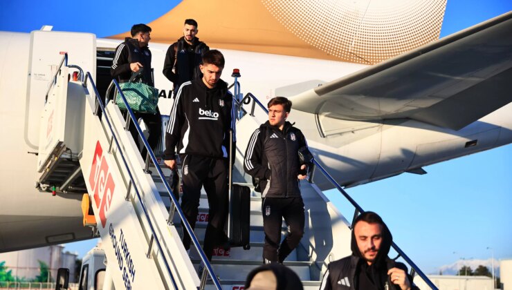 Beşiktaş, devre arası kampı için Antalya’ya ulaştı