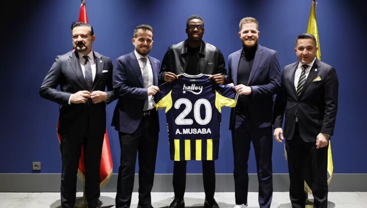 Devin Özek’ten Musaba açıklaması