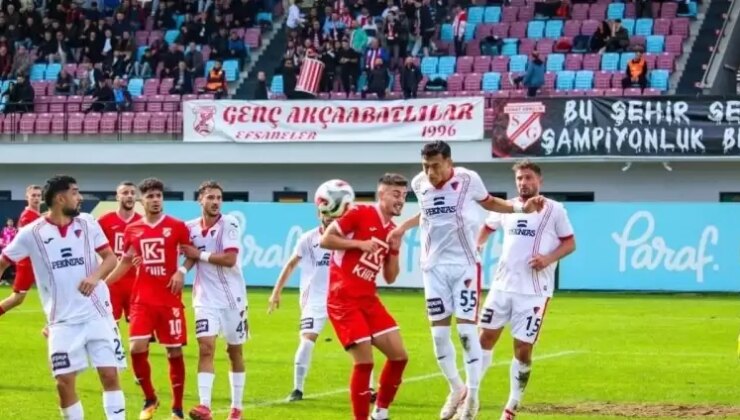 Düzcespor teknik direktörü Nedim Akbulut istifa ettiğini açıkladı