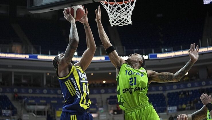 Fenerbahçe Beko evinde TOFAŞ’ı mağlup etti