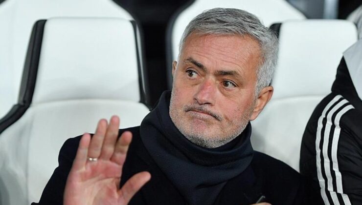 Jose Mourinho’nun basın toplantısında ilginç anlar! Alarm çaldı ve…