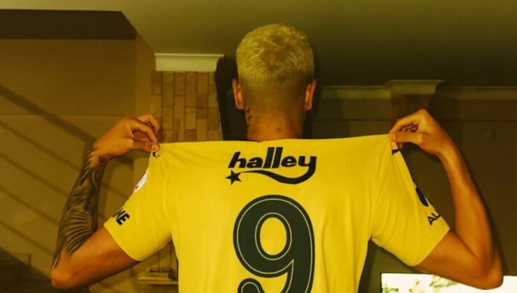 Süper Lig’den 20 milyon Euro’ya Bundesliga’ya transfer olmuştu! Fenerbahçe formasıyla paylaşım yaptı