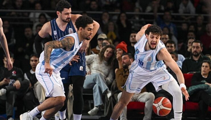 Türk Telekom evinde Anadolu Efes’i devirdi