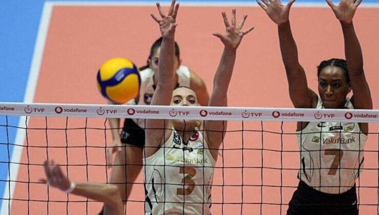 VakıfBank’ta Cansu Özbay’ın bilek bağında zorlanmaya bağlı ödem tespit edildi!