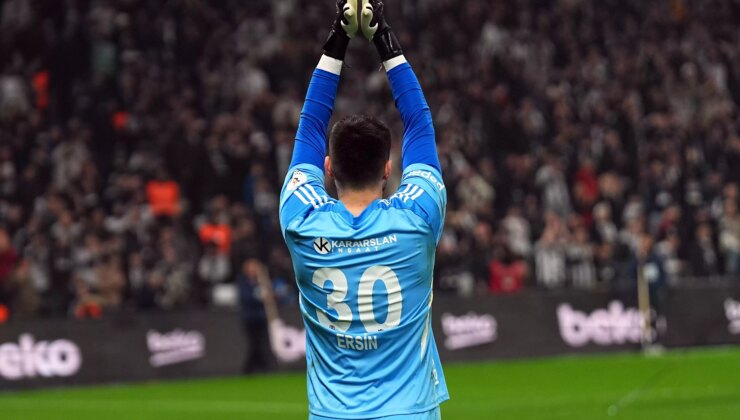 Beşiktaş taraftarından kaleci Ersin’e önce tepki, sonra destek
