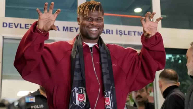 Beşiktaş’ın yeni transferi Emmanuel Agbadou İstanbul’a geldi