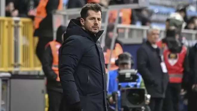 Kasımpaşa-Çaykur Rizespor maçı sonrası Emre Belözoğlu’ndan tepki: "Böyle olmaz"