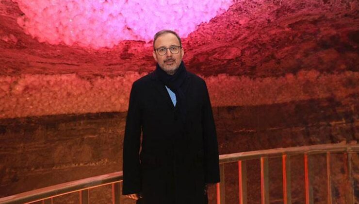 Mehmet Muharrem Kasapoğlu, Iğdır’da turizme destek oldu, mağaraları inceledi