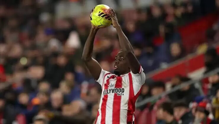 Michael Kayode çocuğunun cinsiyetini taç atışıyla öğrendi