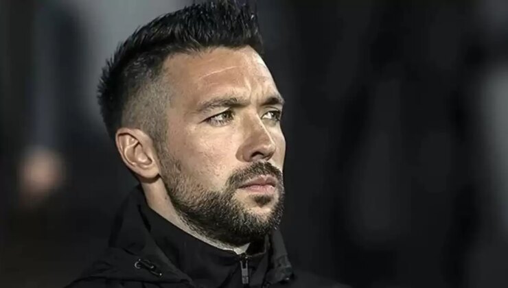 Önüne geleni yeniyor! Farioli’nin takımını tutabilene aşk olsun