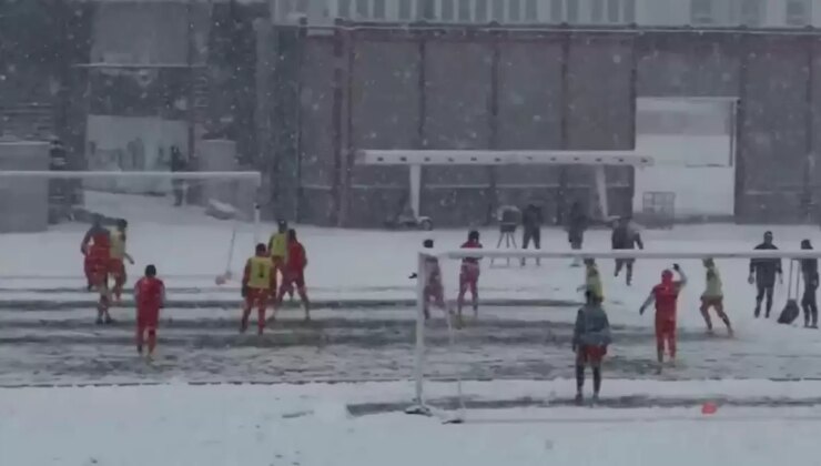 Şampiyonluk aşkı engel tanımıyor! Bu karda sahaya çıktılar