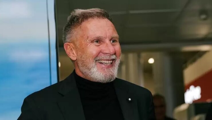 Samsunspor’un yeni teknik direktörü Fink, Samsun’a geldi