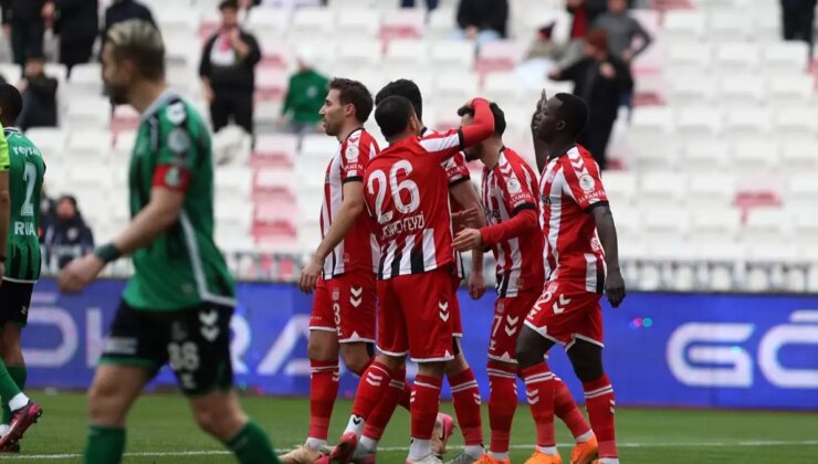 Sivasspor – Sakaryaspor: 4-1 (Maç sonucu-yazılı özet)