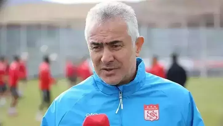 Sivasspor’dan flaş Mehmet Altıparmak kararı!