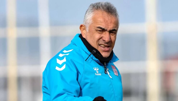 Sivasspor’da Mehmet Altıparmak ile yollar ayrıldı