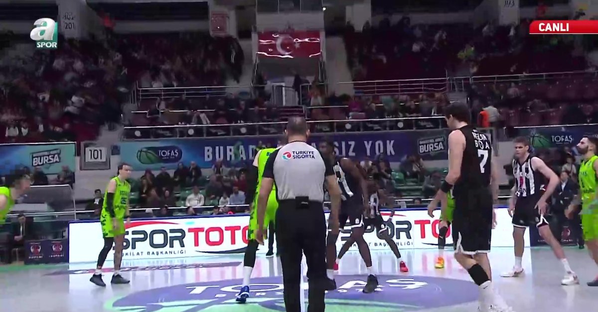 TOFAŞ 30-23 Beşiktaş GAİN (1. Periyot Sonucu)