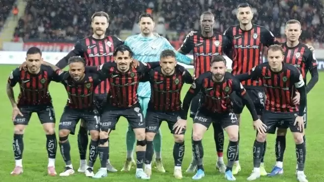 Uğur Uçar’dan muhteşem başlangıç: İki maç, iki galibiyet